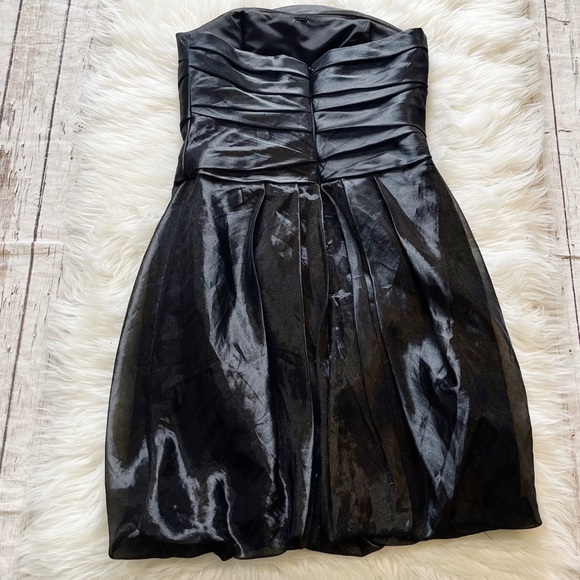 White by Vera Wang Black Pleated Chiffon Strapless Cocktail Dress Size 4 - Picture 3 of 7